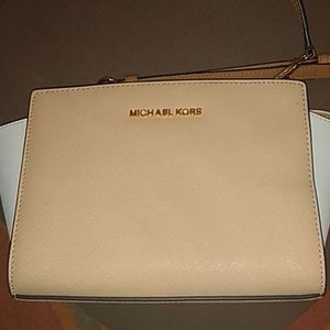 Michael Kors Selma purse